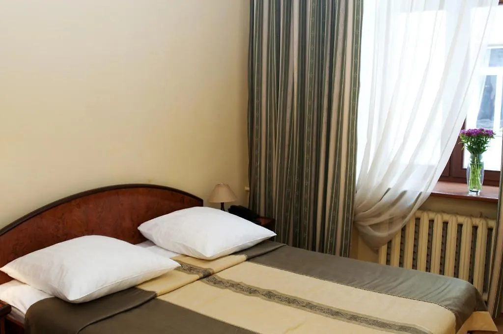 Wien Hotel Leópolis 3*,  Ucrania