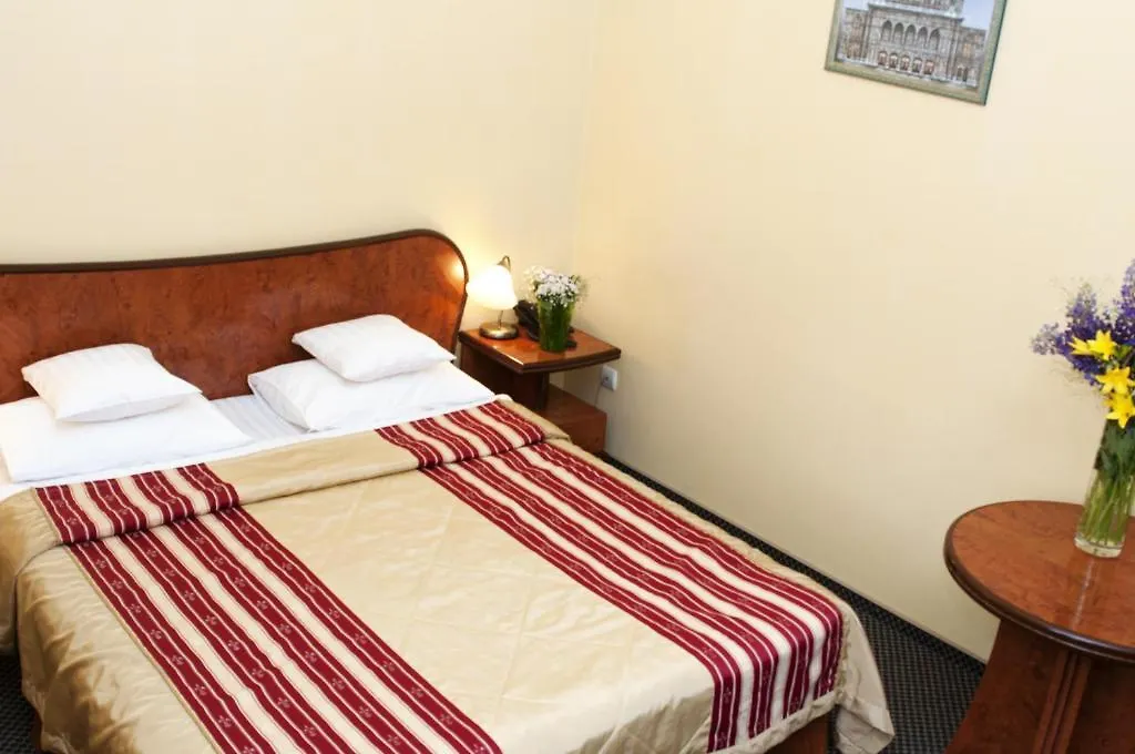 Wien Hotel Leópolis