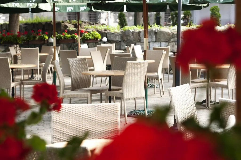 Wien Hotel Leópolis 3*,  Ucrania